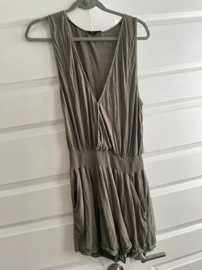 POL Olive Green Sleeveless Romper Shorts lace detail